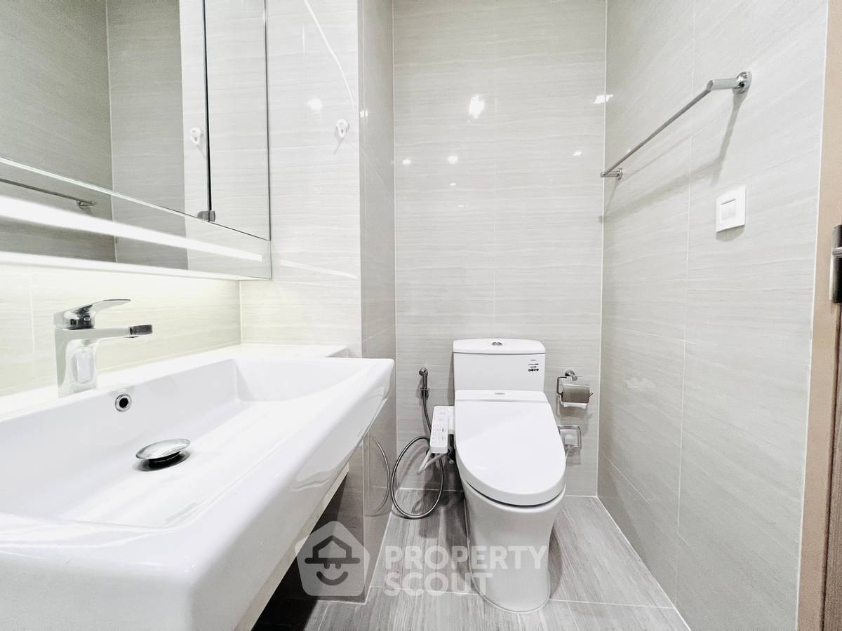 รูป คอนโด 1-ห้องนอน ที่ โนเบิล บีอี 33 สุขุมวิท ใกล้ BTS พร้อมพงษ์ (ID 2265539) - รูปที่ 13/16
