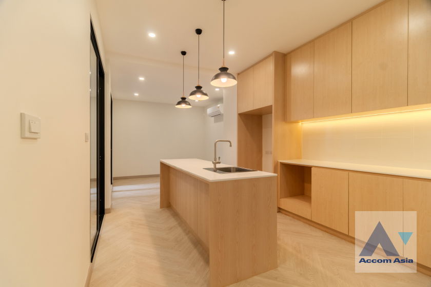 picture 🔼🔽 AccomA 📩 Pet friendly 3 BR House in  Lumphini (AA41427) - 8/20