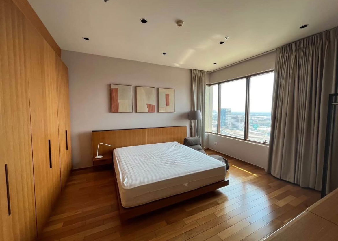 รูป #R5909 🎉 250868 ให้เช่าคอนโด  The Emporio Place Sukhumvit24 - รูปที่ 2/10