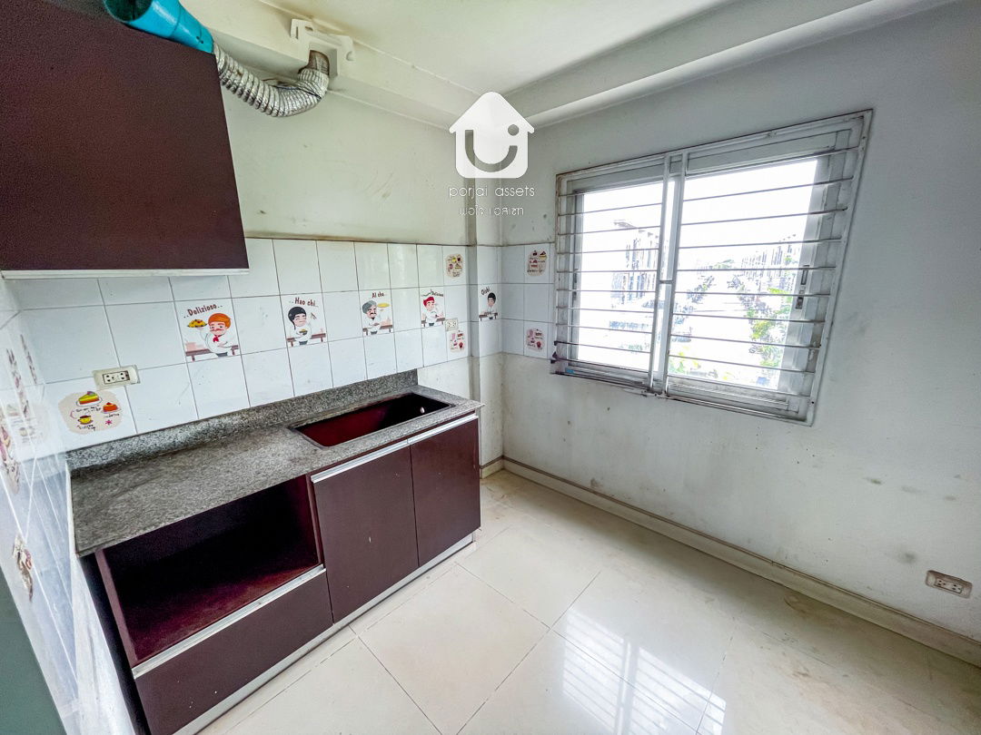 picture 3.5 Storey-Business Home for sale, Trio Romklao  - 18/37