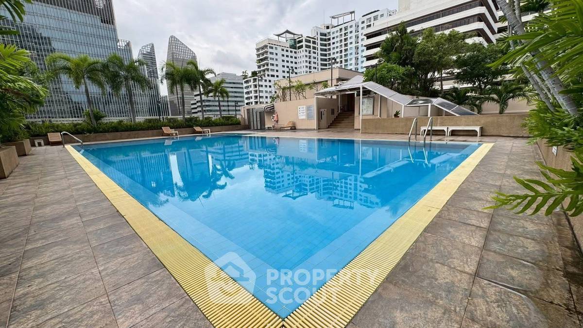 picture 2-BR Condo at Grand Park View Asoke near MRT Sukhumvit (ID 2280610) - 21/23