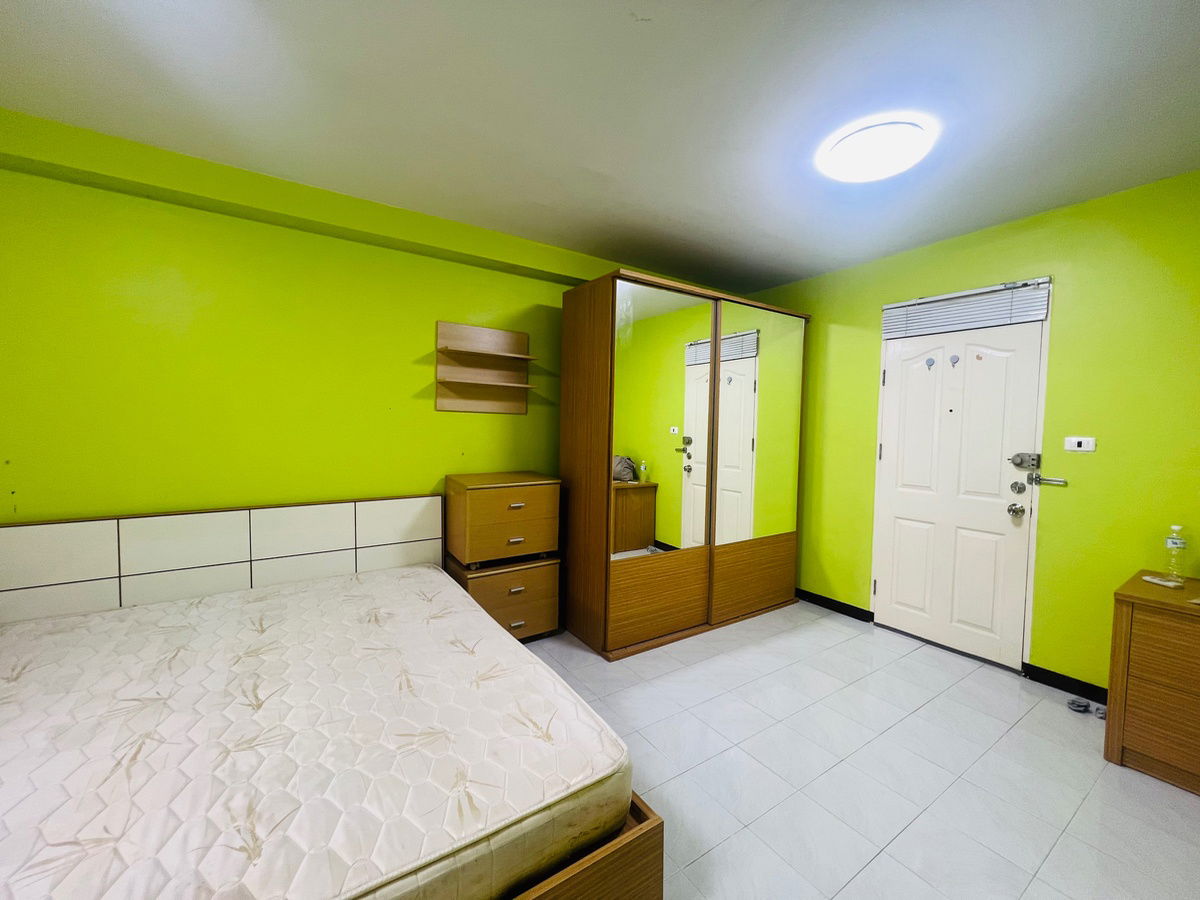 picture Update 25/8/2025 Urgent, reserve a room at Supalai City Home Ratchada 10, rental price 8,500 baht/month 📲 080-291-6881 , ID Line : monglon - 4/9