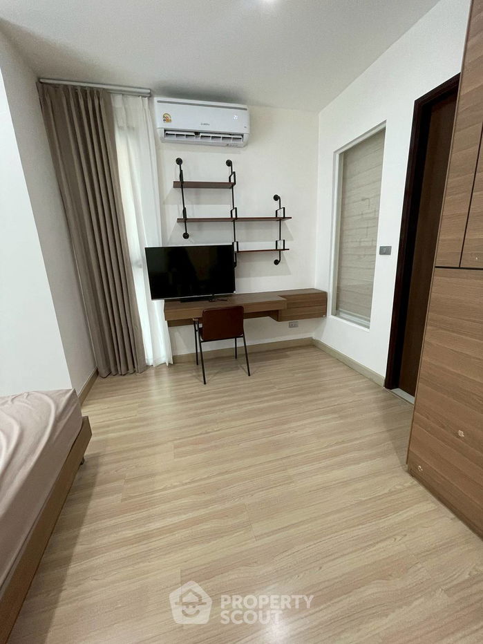picture 2-BR Condo at Sky Walk Residences near BTS Phra Khanong (ID 2280252) - 9/12
