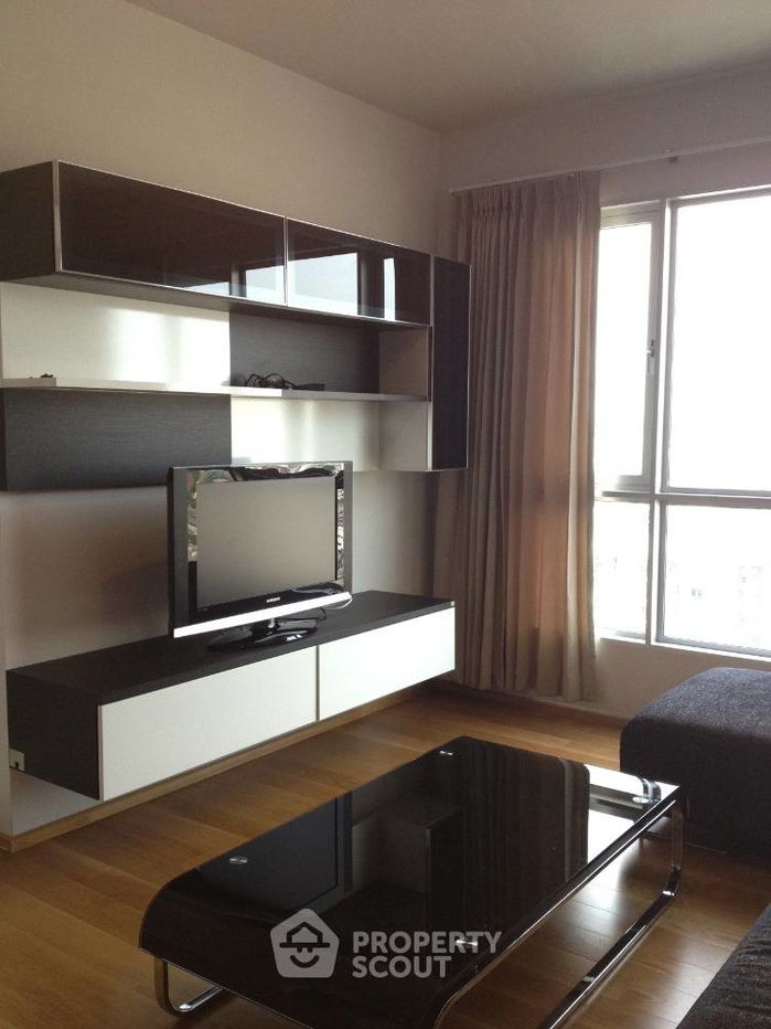 picture 2-BR Condo at Hive Taksin near BTS Wongwian Yai (ID 1607644) - 12/12