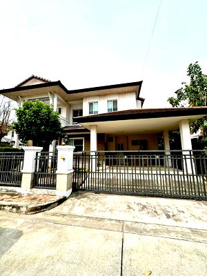 Houses for sale Samut Prakarn : P0216 Modern Family Home in “Nantawan Srinakarin” – 2-Storey, 375 SQM Living Space, Premium Location Near Expressway