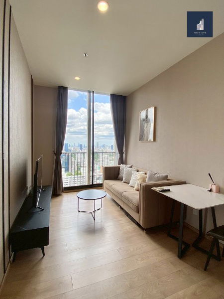 รูป Noble BE19 BTS Asoke 1Bed 1Bath Corner unit with King Bed Take City View - รูปที่ 1/11