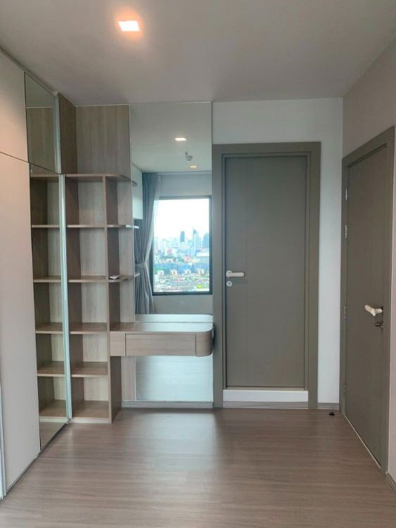 picture PFD-05468 Condo for Rent:  Life Asoke-Rama 9  Schedule a viewing ■ Line: @propertyfinder	 - 4/11
