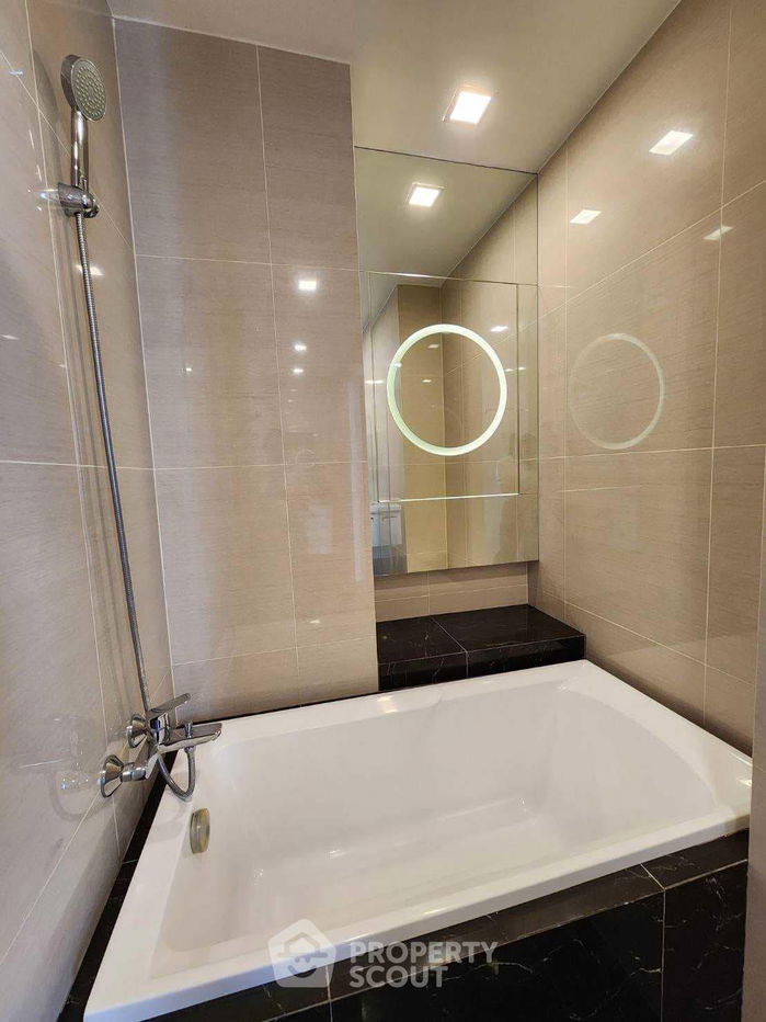 picture 1-BR Condo at Park Origin Phrom Phong near BTS Phrom Phong (ID 2280313) - 9/12
