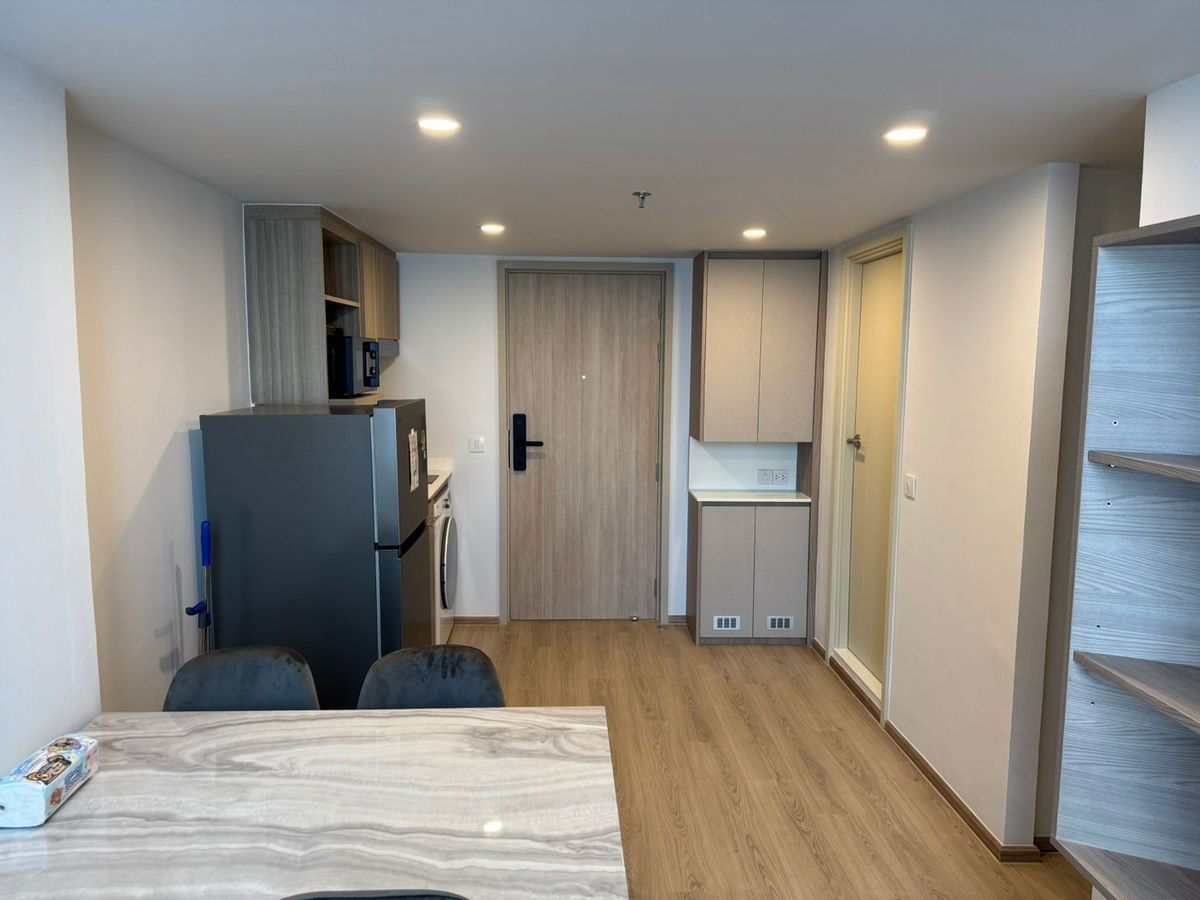 picture PFD-05464 Condo for Rent: Life Asoke-Rama4  Schedule a viewing ■ Line: @propertyfinder	 - 8/11