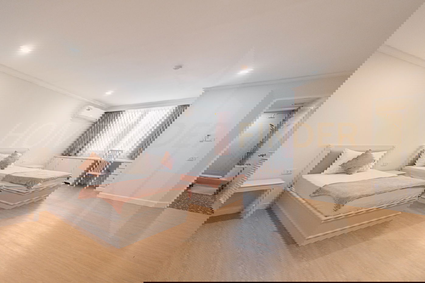picture Oriental Towers 4 bedrooms, for sale - 6/12