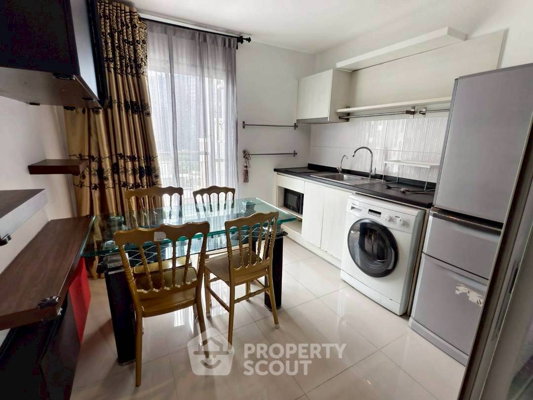picture 2-BR Condo at Aspire Rama 9 near MRT Phra Ram 9 (ID 2280206) - 9/10