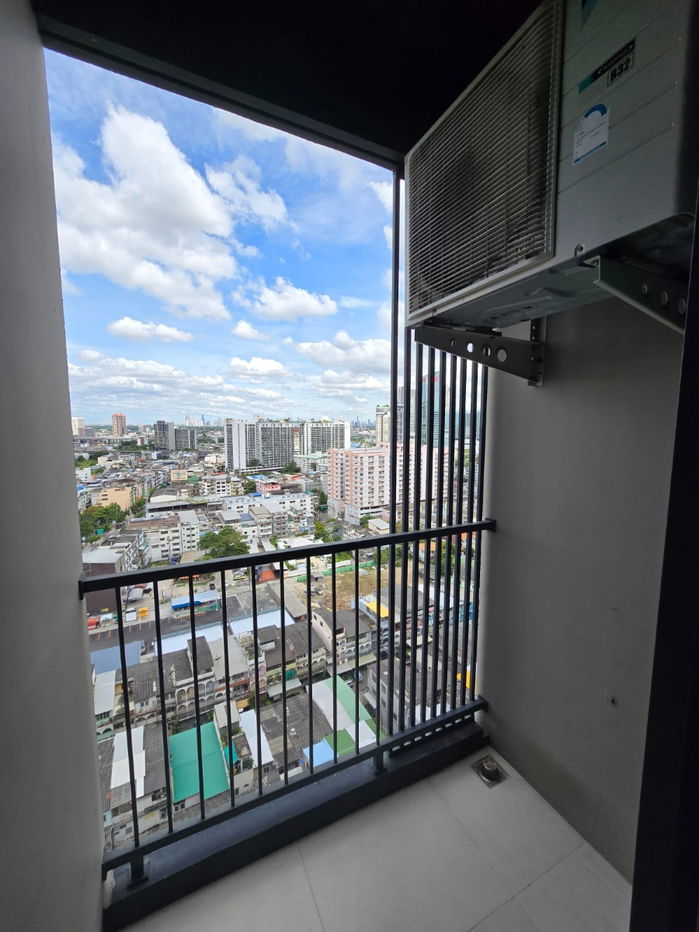 รูป Elio Del Nest : เอลิโอ เดล เนสท์ >>  13,000 baht >>  21th floor >> 26.10sqm  >> Room Type: Studio room  Cheapest Price!! (Line ID: meigood777) - รูปที่ 10/10