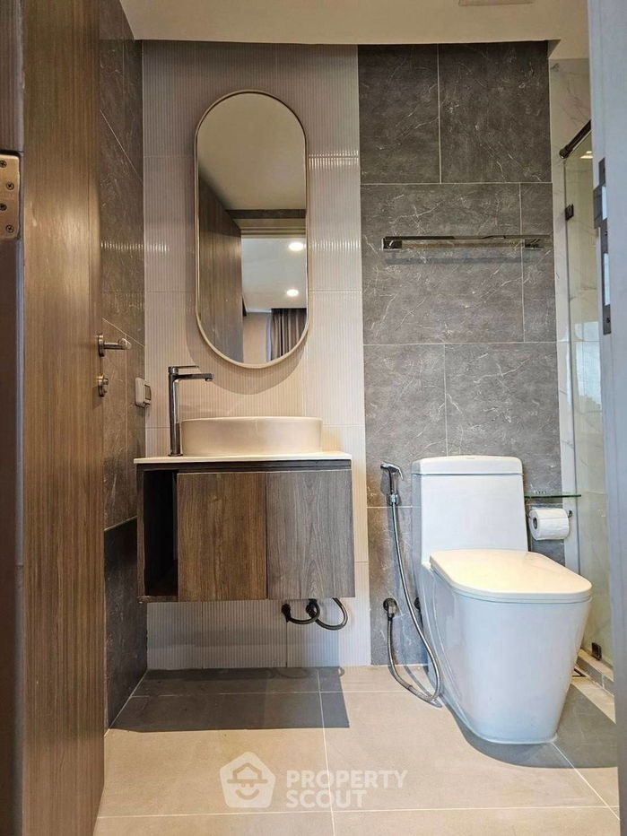 picture 1-BR Condo at Lloyd Soonvijai-Thonglor in Bang Kapi (ID 2280561) - 5/13