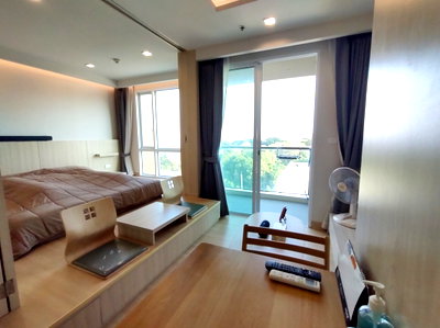 Condos for rent : Condo for rent, Yuu Sriracha, sea view room: 1 bedroom, size 33 sq m., rent only 18,000 baht/month.