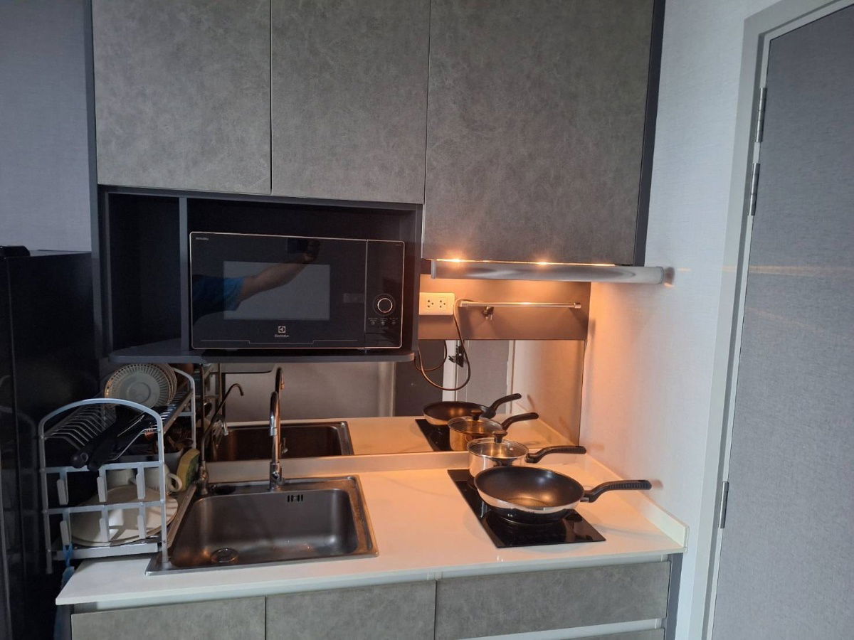 picture For Rent : Ideo Phaholyothin Chatujak :  (1 bed) 36 sq.m. 22,000 THB  Ready to move in - 10/14