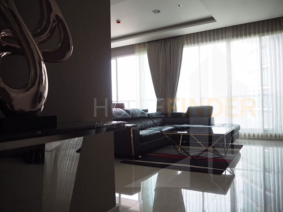 รูป Menam Residences 3 bedrooms, for rent - รูปที่ 4/9