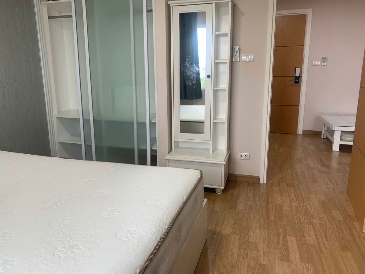 picture 📣 Ratchada 19, condo for rent, near MRT Ratchada and MRT Lat Phrao, just 700 meters, 8-minute walk. Washing machine, refrigerator, microwave, TV - 6/9