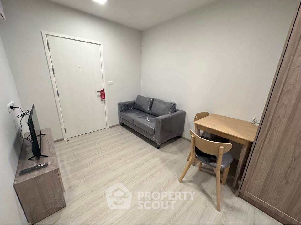 picture Studio Condo at Plum Condo Sukhumvit 62 near BTS Bang Chak (ID 2280478) - 9/10