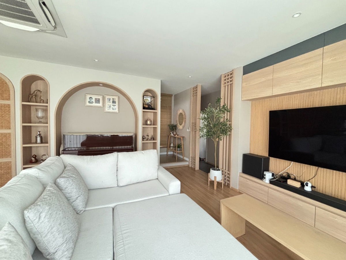 รูป H 904 ให้เช่า บ้านเดี่ยว 2 ชั้น ม.Pimnara Srinakarin - Bangna บ้านสวย สไตล์ญี่ปุ่น Fully furnished ราคา 98,000 บาท - รูปที่ 6/24