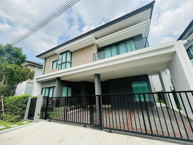 4-bed house for rent, 285 sqm, 65 sq wah, The City Ramintra 3
