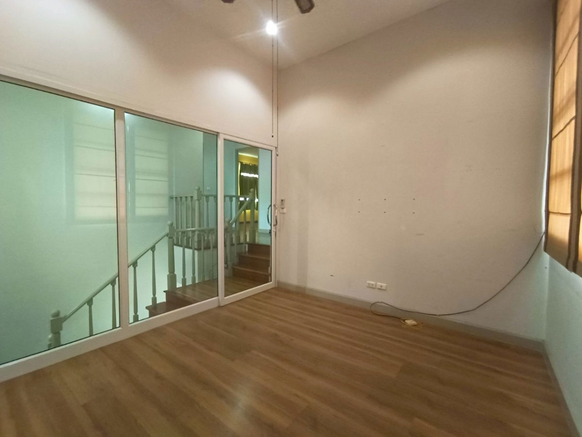 รูป ขายบ้านเดี่ยว ชั้น (( หลังมุม ))  เดอะซิตี้ ปิ่นเกล้า  พระราม5   - รูปที่ 4/40