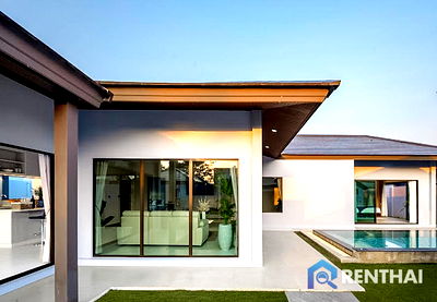 Houses for sale Asian University : Single house with private swimming pool