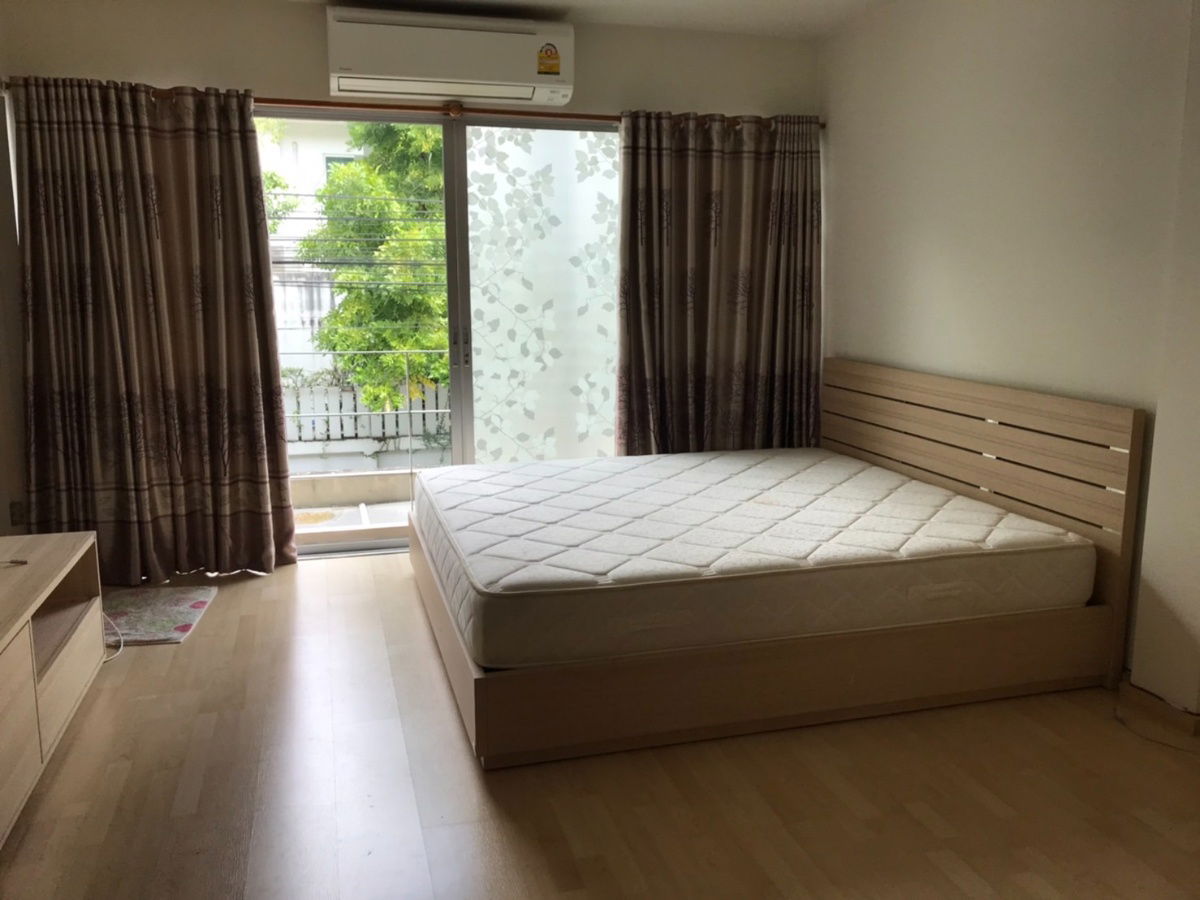 picture For rent: Noble Cube Phatthanakan, beautiful house, ready to move in, no neighbors in front of the house. - 6/12