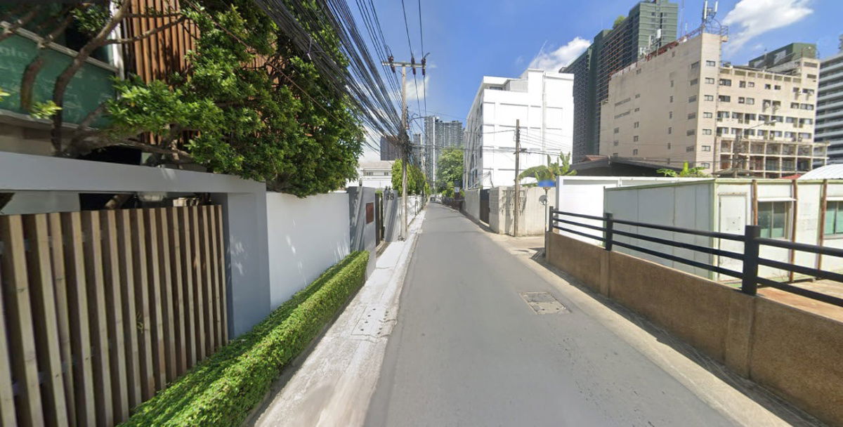 รูป ขายที่ดินพร้อมสิ่งปลูกสร้าง ซอย ลาดพร้าว 1 หลังศาลอาญา!   - รูปที่ 3/4