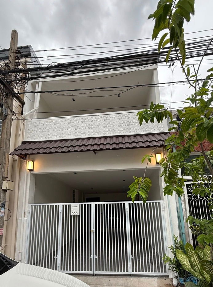 picture Townhome for rent, 2 floors, Huai Khwang, Ratchada - 1/13
