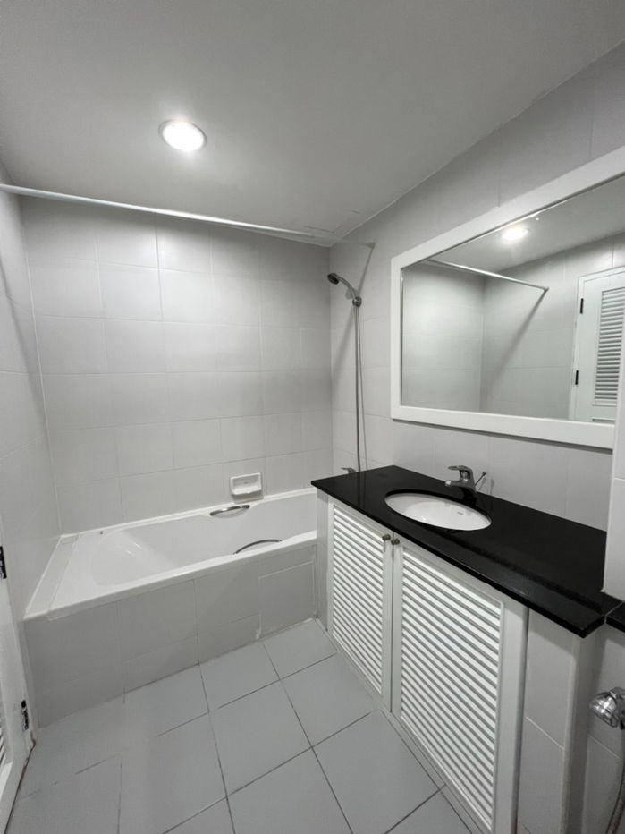 picture Supalai Place Sukhumvit 39 | 🚝Near BTS Phrom Phong #2025082511539 - 9/11