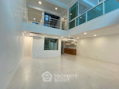 3-BR Townhouse near BTS Nana (ID 2280290)