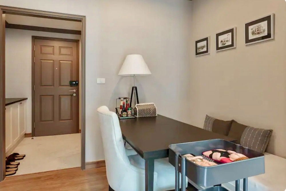 picture 🔥 For Rent !!🔥 Code C20240300381..........The Reserve Kasemsan 3, 1 bedroom, 1 bathroom, There is a bathtub, furnished, ready to move in 📣📣 - 3/9