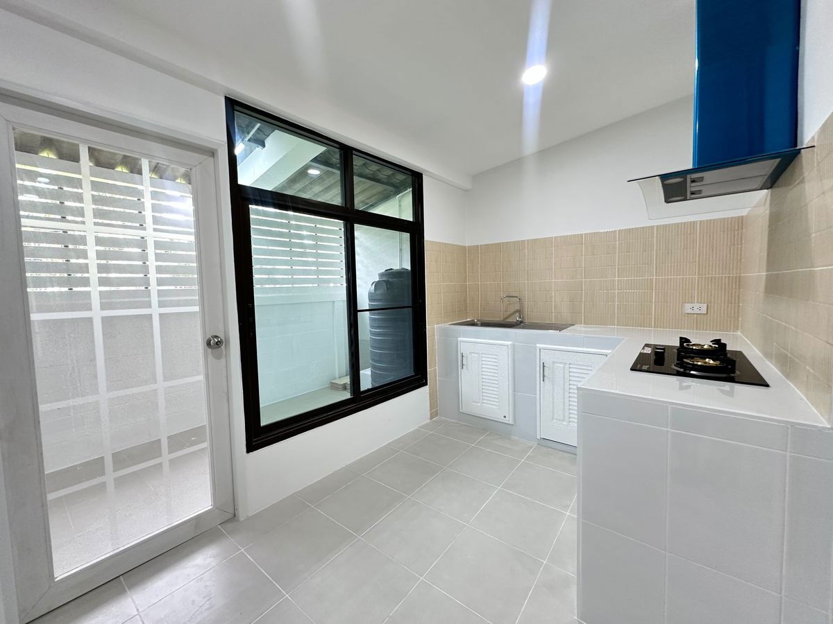 picture 🏰 Townhouse for sale in Wang Thong Wi Village, Phawadi Rangsit 🛠 Renovated the whole house 💸 Price 2.09 Free transfer ✈ Near Don Mueang Airport, - 3/14