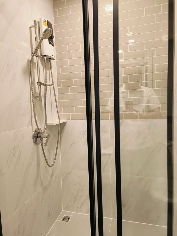 picture 🏙️ For Rent! XT Phayathai – Spacious 45 sq.m. Unit Modern condo in the heart of Phayathai – Just 300 meters from BTS & Airport Rail Link! - 7/11