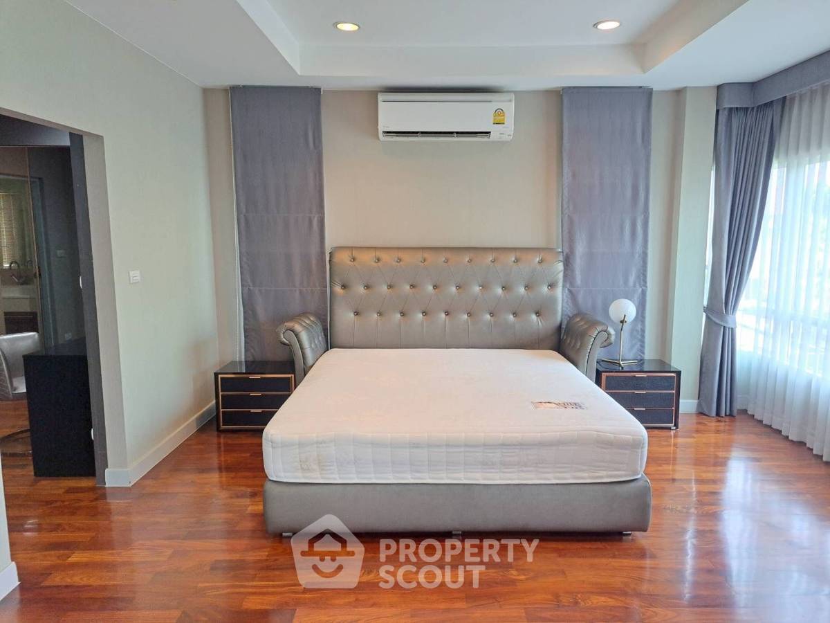 รูป บ้าน 4-ห้องนอน ที่ แกรนด์ บางกอก บูเลอวาร์ด พระราม 9-ศรีนครินทร์ ใกล้ กรุงเทพกรีฑา (ID 2280509) - รูปที่ 14/28