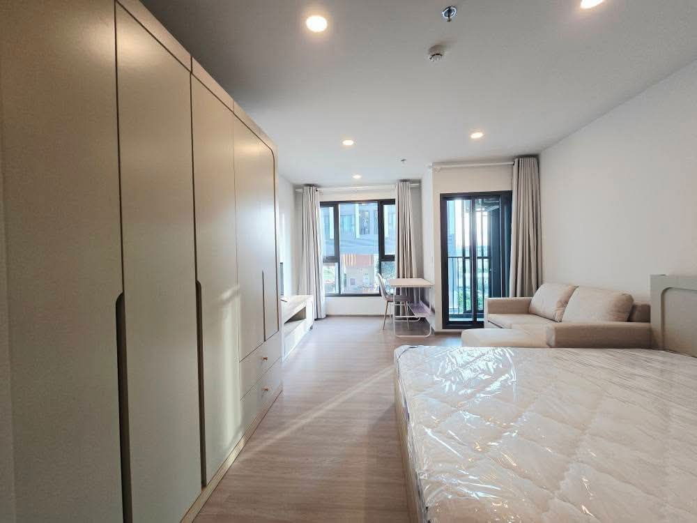 picture Fully Furnished & All Electric appliance  35 sqm. 1 bedrooms 1 bathrooms 20 foor - 4/7