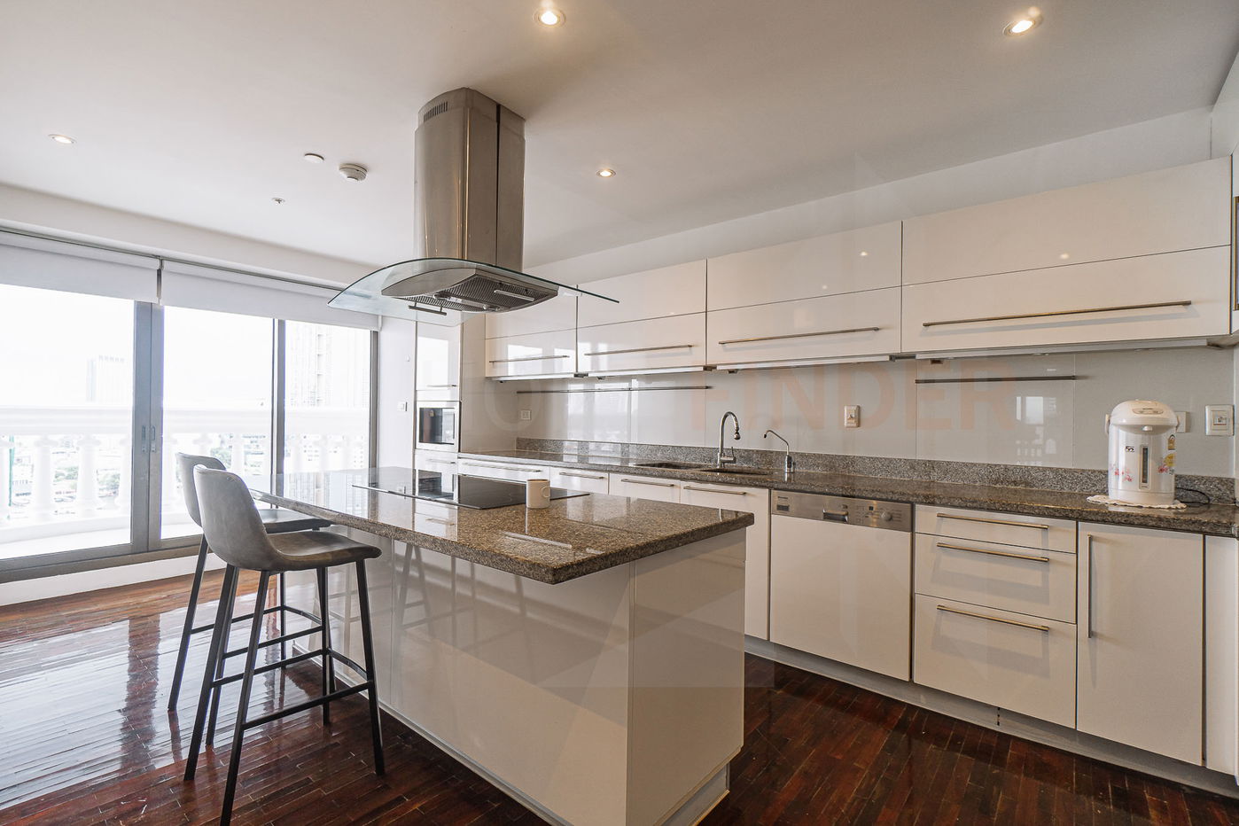 picture State Tower 2 bedrooms, for sale - 6/14