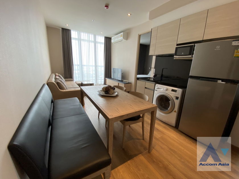 รูป 🔼🔽 AccomA 📩 Fully Furnished 2 BR Condominium @Park Origin Phrom Phong (AA42504) - รูปที่ 4/10