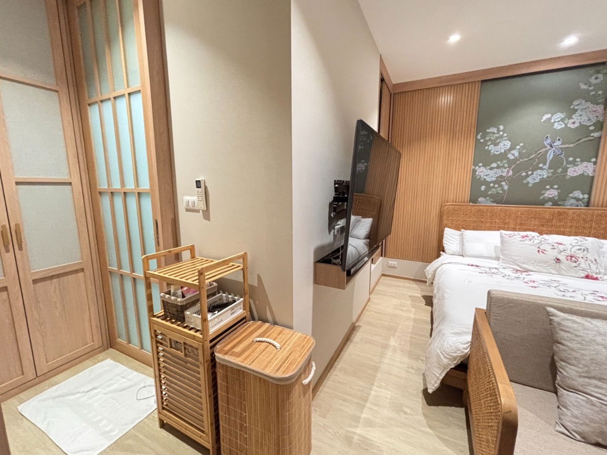 รูป H 904 ให้เช่า บ้านเดี่ยว 2 ชั้น ม.Pimnara Srinakarin - Bangna บ้านสวย สไตล์ญี่ปุ่น Fully furnished ราคา 98,000 บาท - รูปที่ 13/24