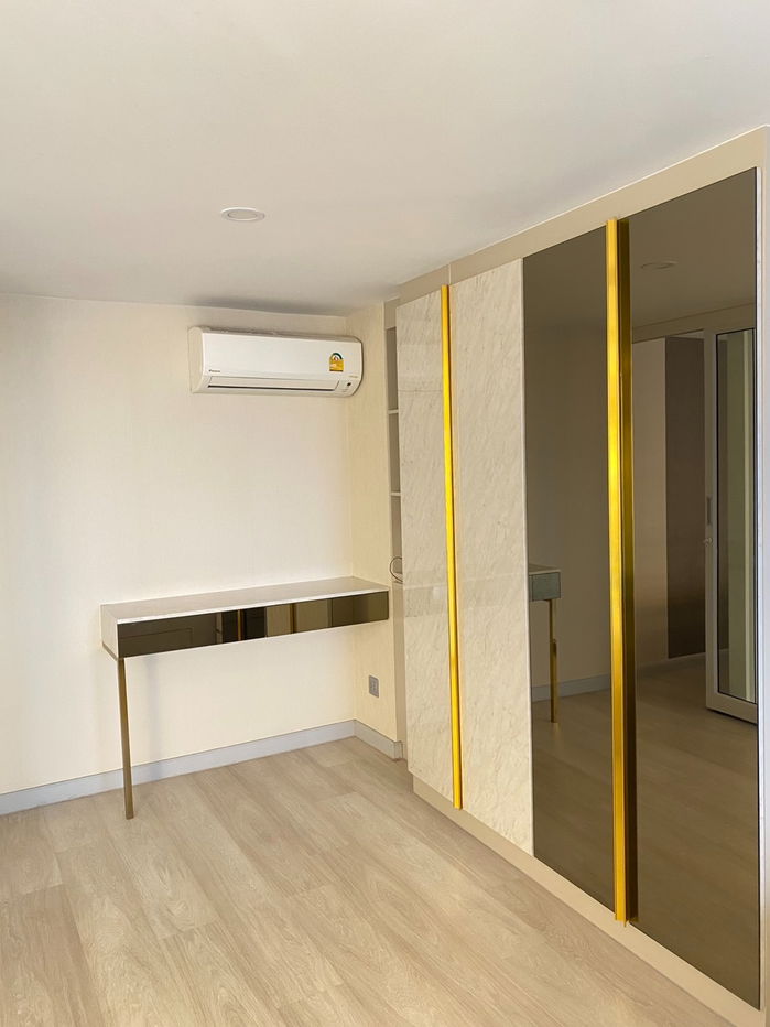 picture  For Rent | Knightsbridge Prime Sathorn 44 Sq.m. F.24 Just renovated - 3/24