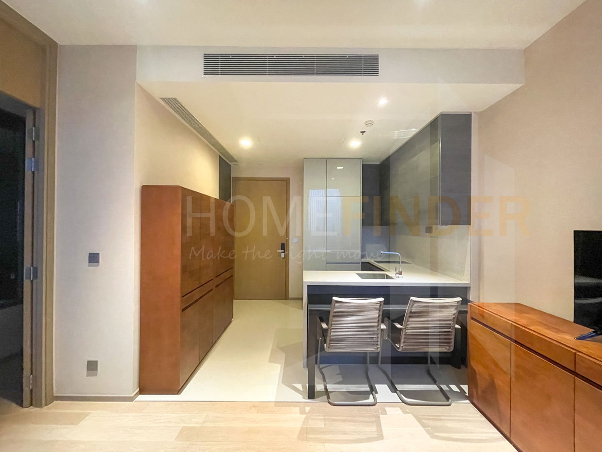 picture The Esse Asoke 1 bedroom, for rent - 8/15