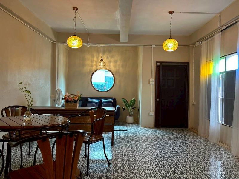 รูป 🏡 บ้านให้เช่าใจกลางเมือง – ย่านวัดเกต เชียงใหม่ ✨ บ้านสวยโดดเด่น ไม่เหมือนใคร ✨ - รูปที่ 3/17