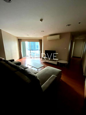 Condos for rent MRT Thailand Cultural Centre : 3 Beds with Bathtub Large Room Good Location Close to MRT Phra Ram 9  500 m. and CentralPlaza  @ Belle Grand Rama 9