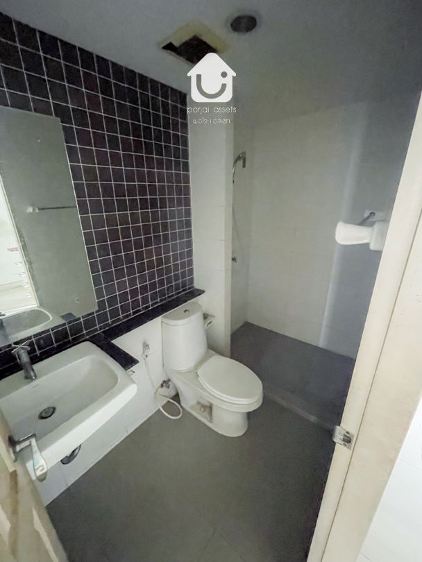 picture 3.5 Storey-Business Home for sale, Trio Romklao  - 20/37