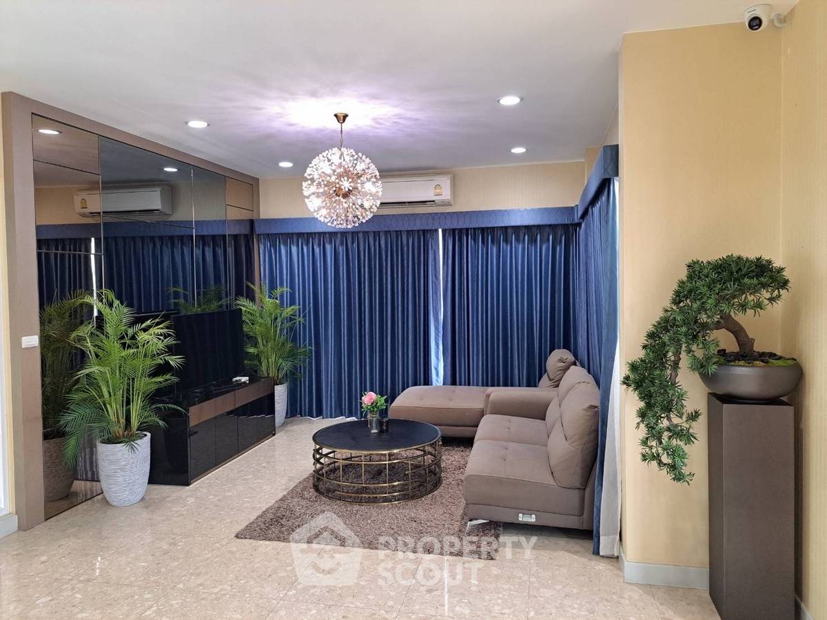 รูป บ้าน 4-ห้องนอน ที่ แกรนด์ บางกอก บูเลอวาร์ด พระราม 9-ศรีนครินทร์ ใกล้ กรุงเทพกรีฑา (ID 2280509) - รูปที่ 27/28