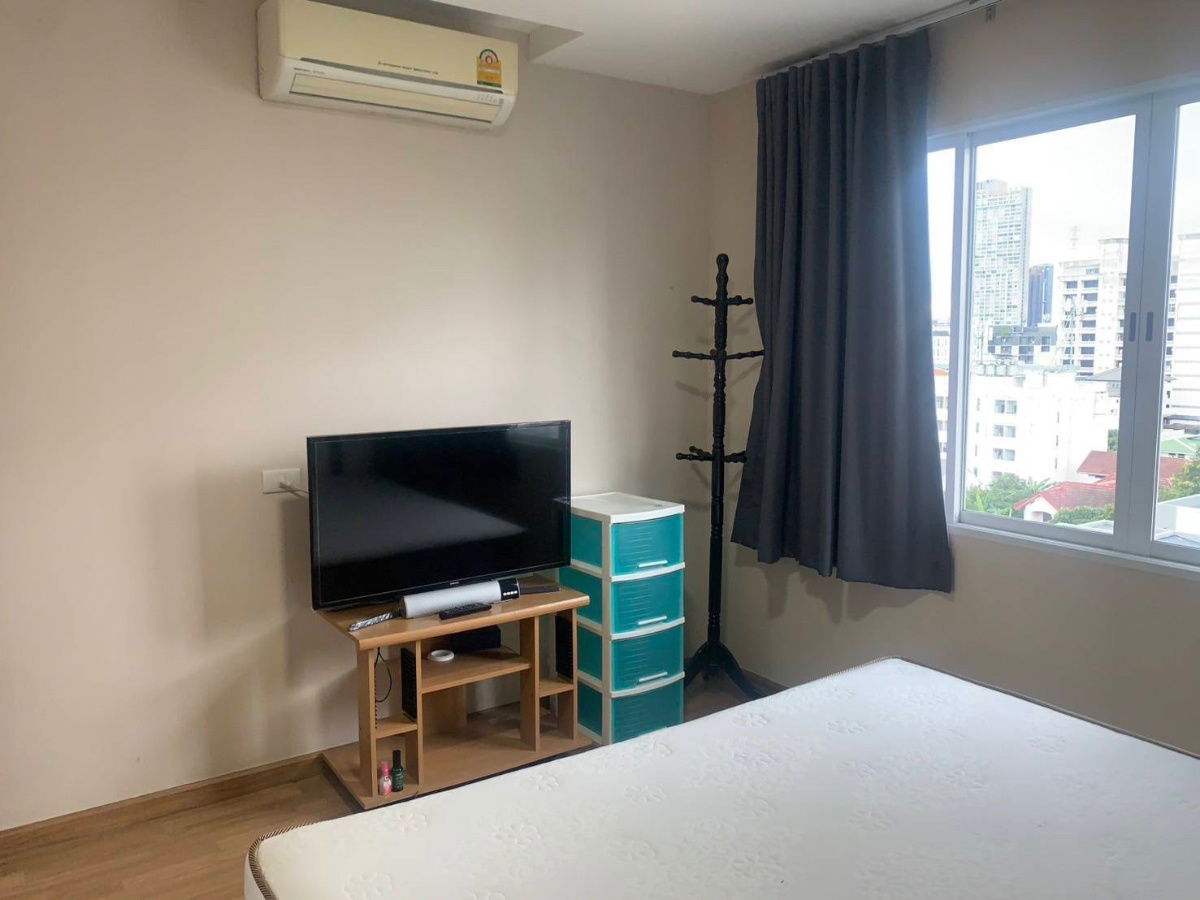 picture 📣 Ratchada 19, condo for rent, near MRT Ratchada and MRT Lat Phrao, just 700 meters, 8-minute walk. Washing machine, refrigerator, microwave, TV - 5/9