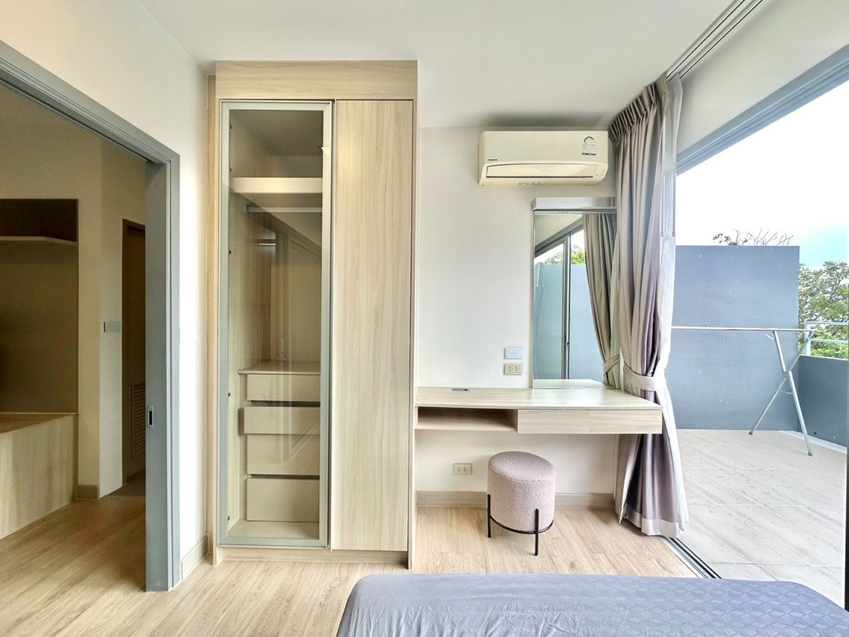รูป "NEW ROOM" : Casaluanar Mesto 1 BED (47 ตรม - ระเบียงกว้าง) : วิวสวนและวิวเมือง ตกแต่งครบพร้อมเข้าอยู่ - รูปที่ 9/20