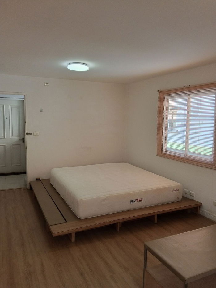 picture one x sathorn narathiwat, 5-10th floor, Low rise condo  - 2/6