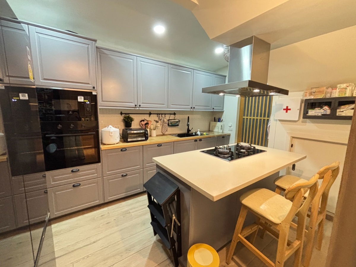 รูป H 904 ให้เช่า บ้านเดี่ยว 2 ชั้น ม.Pimnara Srinakarin - Bangna บ้านสวย สไตล์ญี่ปุ่น Fully furnished ราคา 98,000 บาท - รูปที่ 8/24