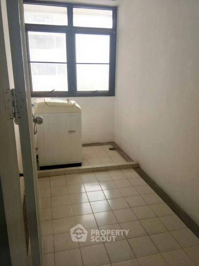 picture 2-BR Condo at The Waterford Park Sukhumvit 53 Condominium near BTS Thong Lor (ID 514518) - 10/10
